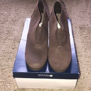 Never worn sperry wedges